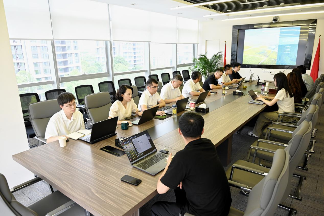 四川种业产业创新综合体项目中央成就汇报会顺利进行