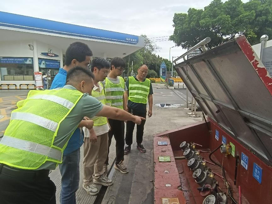 成都片区发展五一节前安全大查抄