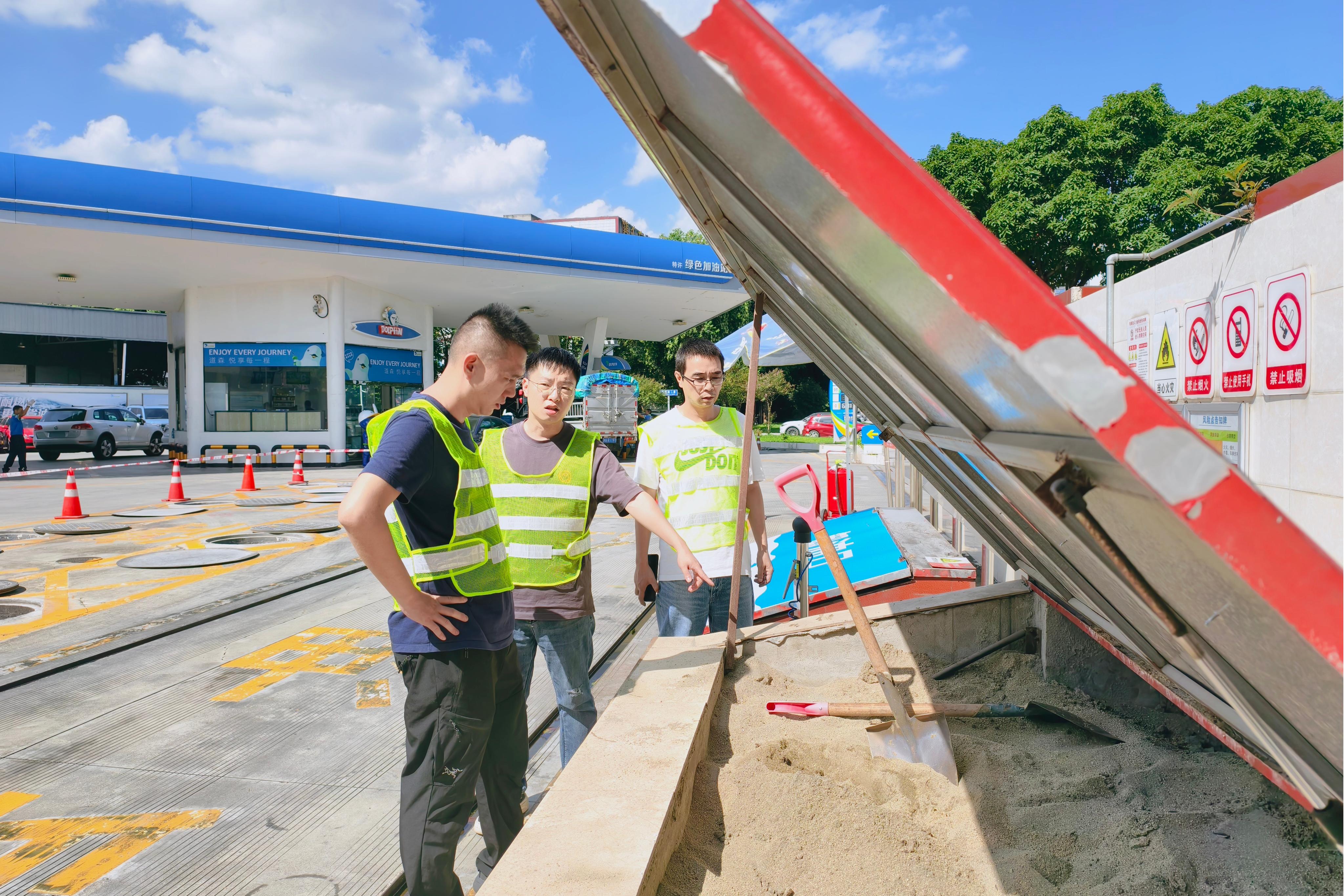 成都片区发展国庆中秋节前安全大查抄